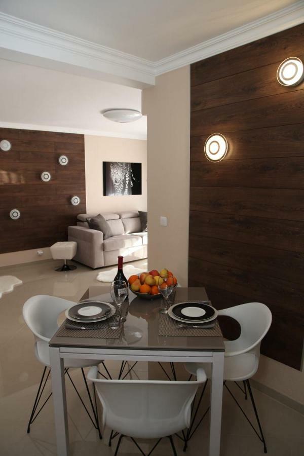 Stylish 2 Room Flat 60 Meters To The Beach Νίκαια Εξωτερικό φωτογραφία