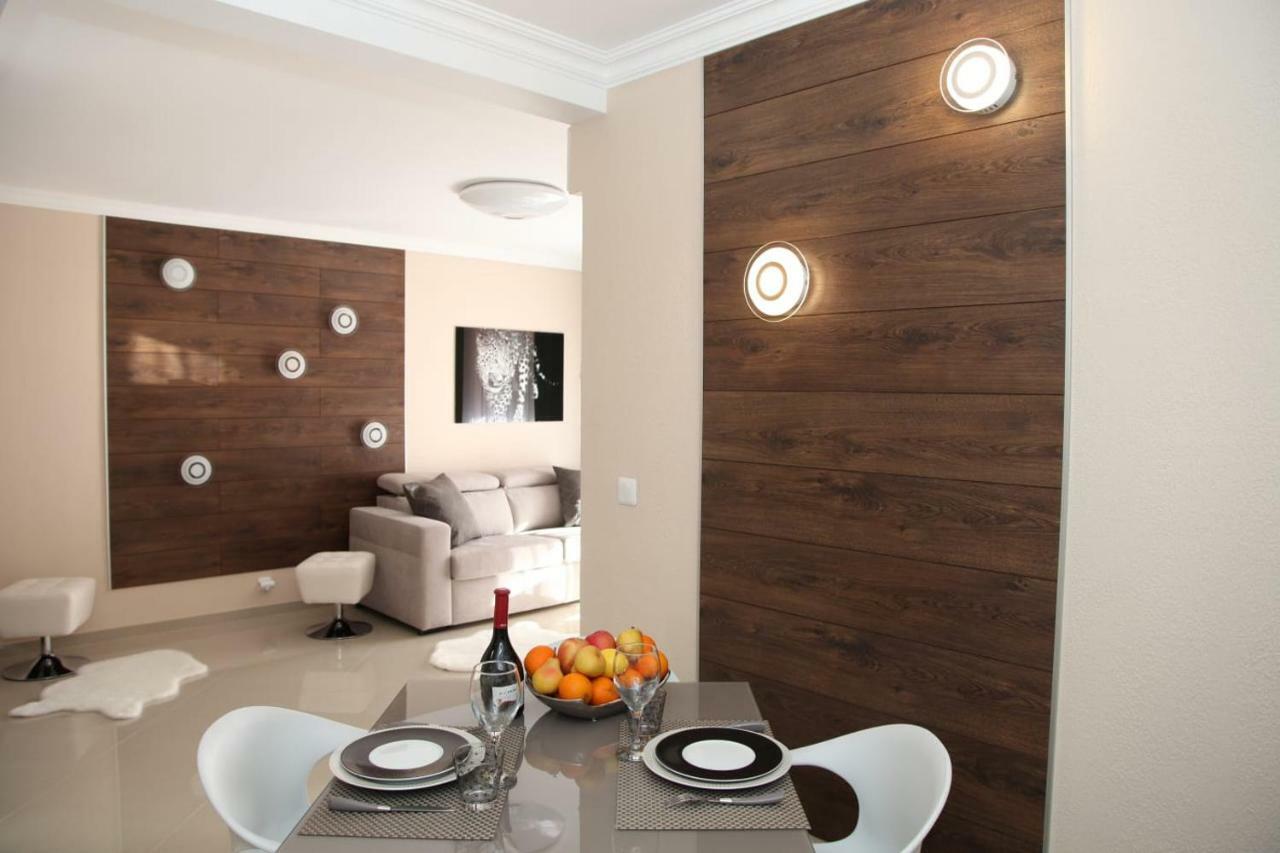 Stylish 2 Room Flat 60 Meters To The Beach Νίκαια Εξωτερικό φωτογραφία