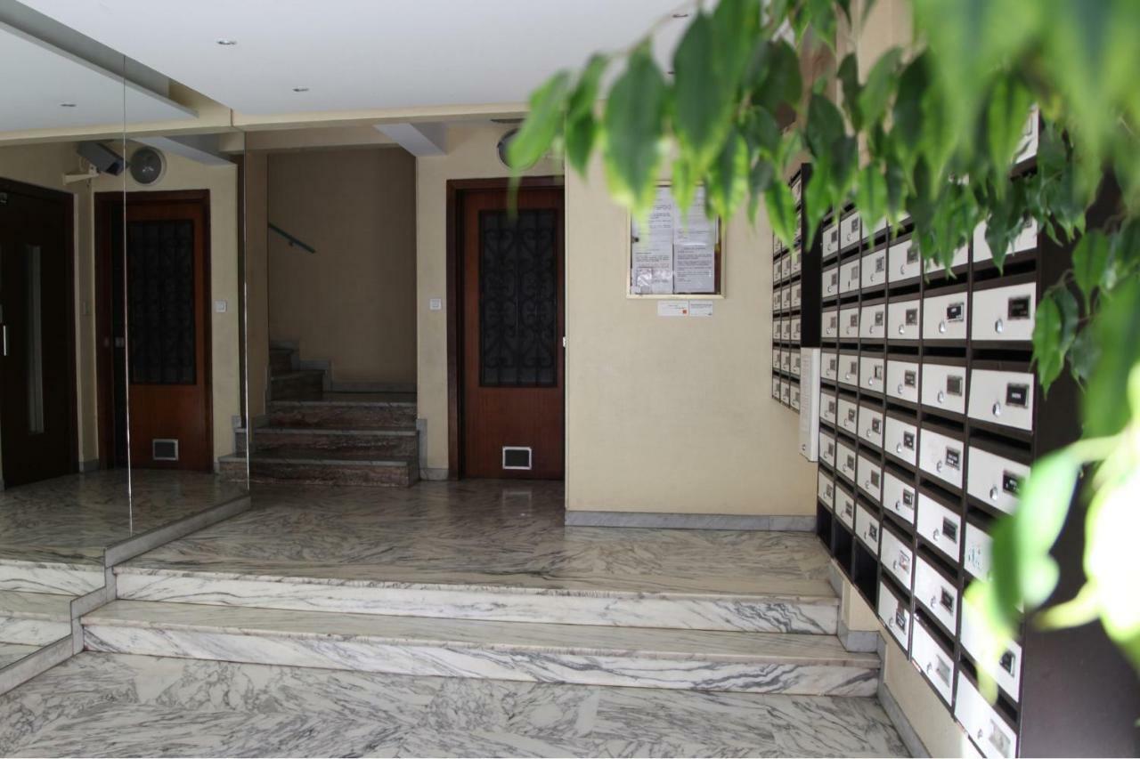 Stylish 2 Room Flat 60 Meters To The Beach Νίκαια Εξωτερικό φωτογραφία